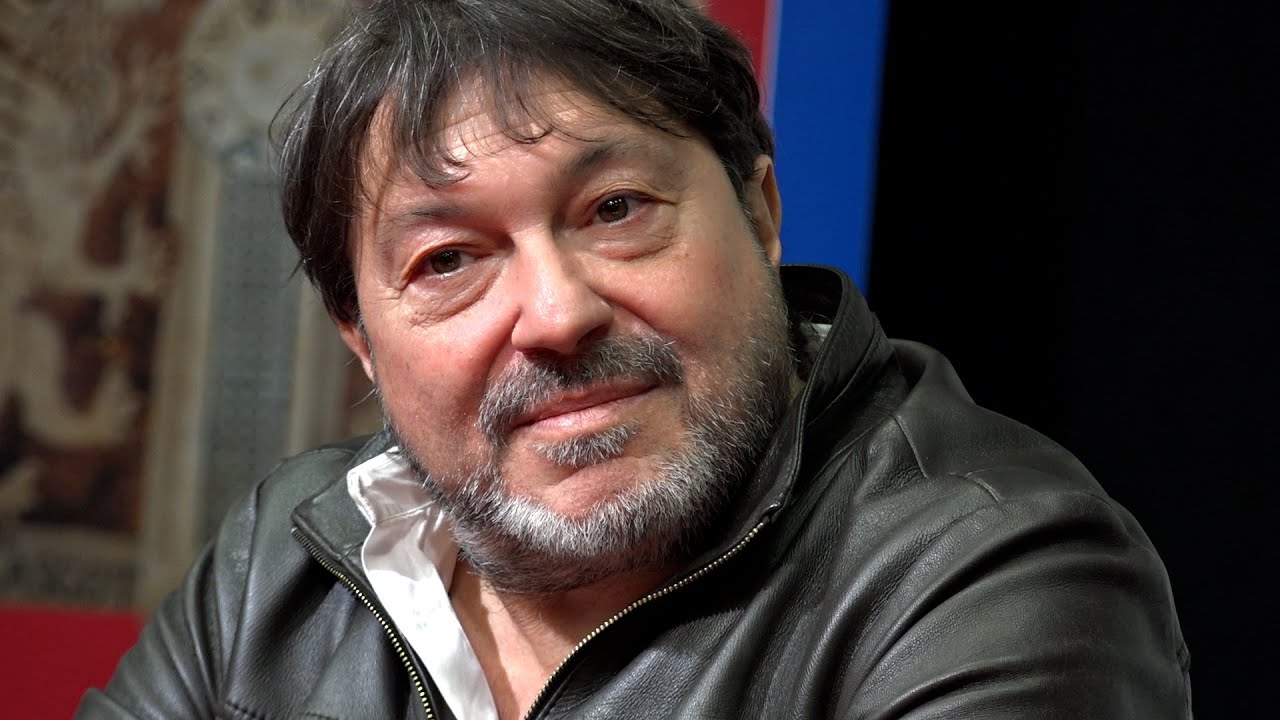 scopri la mostra di fadi thabet presso la mola di bari: un'esposizione d'arte unica che esplora emozioni e culture attraverso opere suggestive. non perdere questo evento esclusivo!